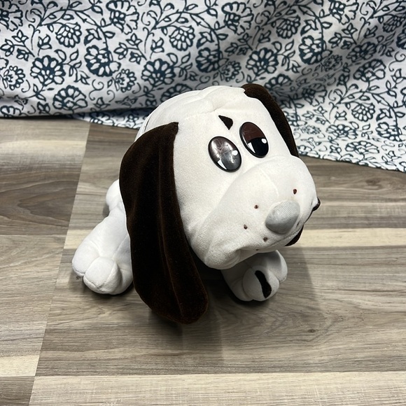 1984 pound puppies stuffed toy - Picture 2 of 10